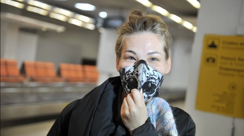 На Украине скупили все маски от коронавируса